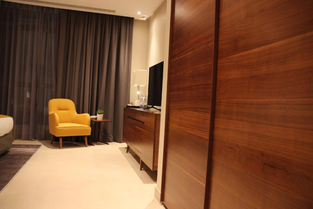 Room image 2