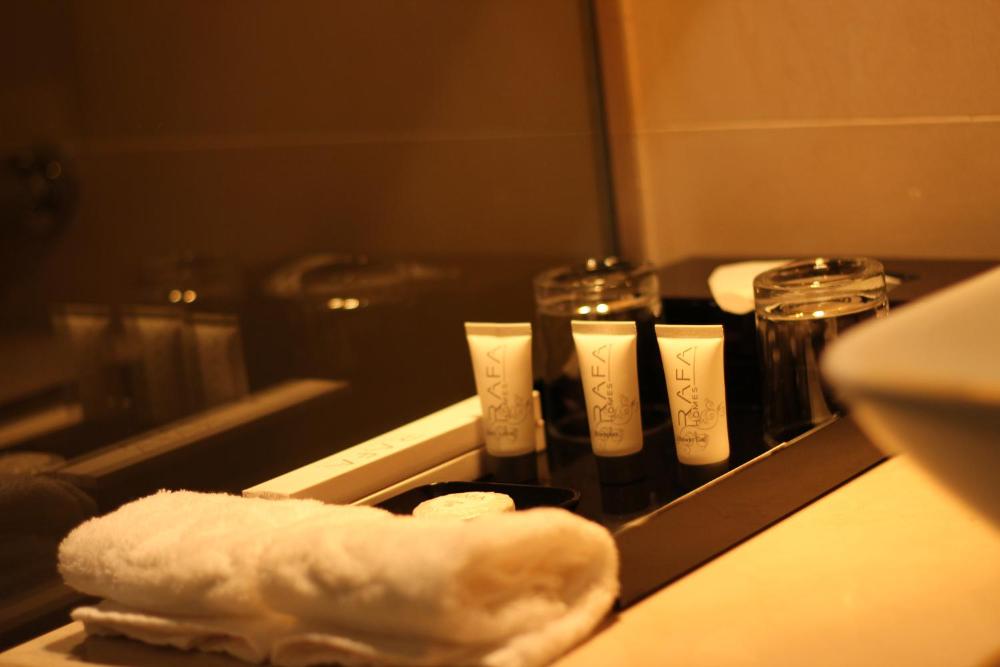 Room image 5