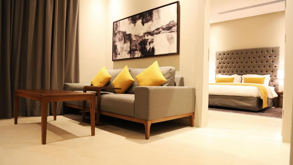 Room image 4